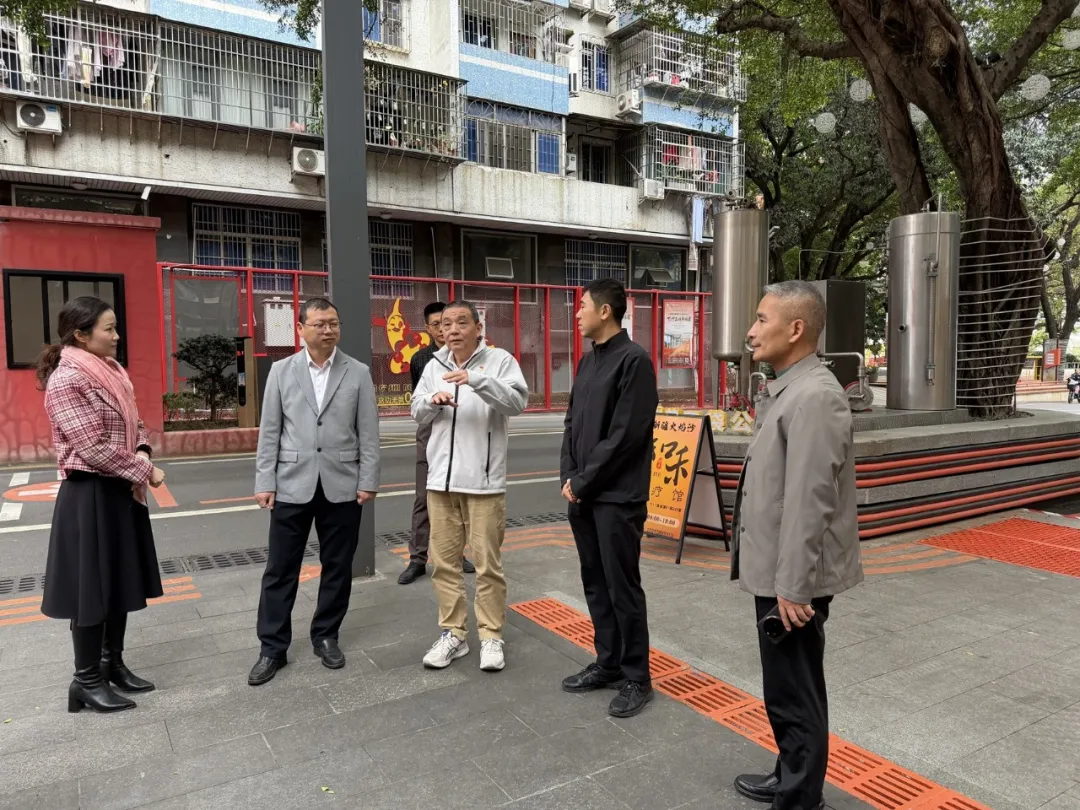 公司动态 | 荔湾区工商联合会党组书记、常务副主席姚海兴到T.I.T原创荟开展走访调研
